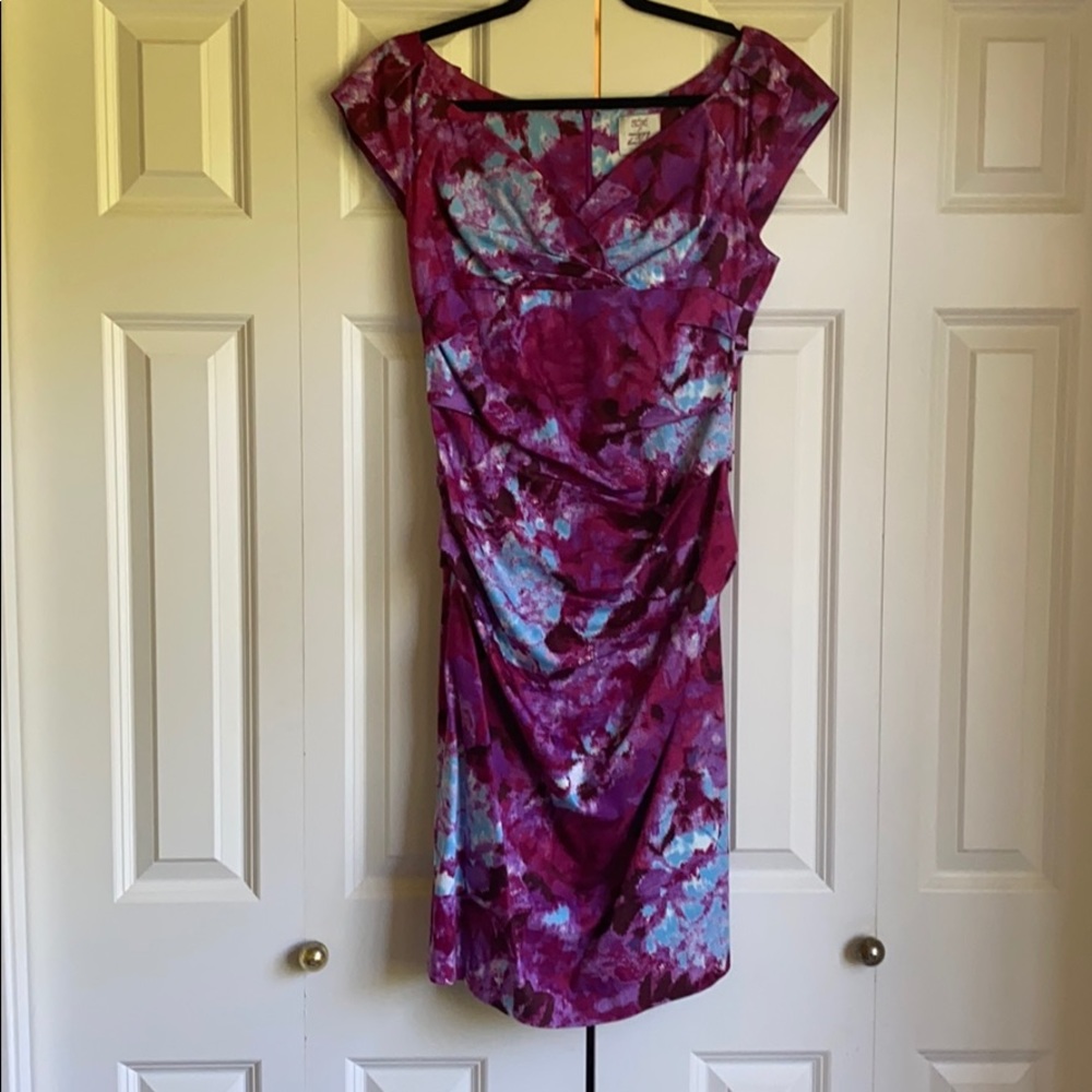 Dress. Like new. Size 4